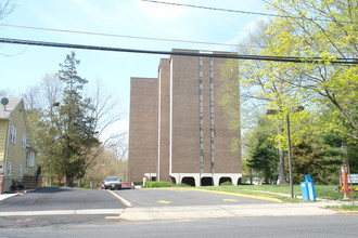 Cedarbrook Park Apartments in Plainfield, NJ - Building Photo - Building Photo