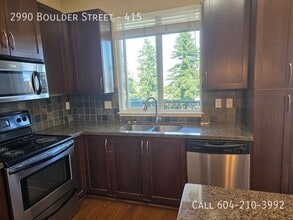 2990 Boulder St in Abbotsford, BC - Building Photo - Building Photo