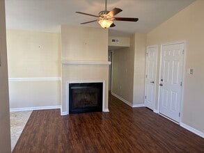 3817 Clearwood Ct in Virginia Beach, VA - Building Photo - Building Photo