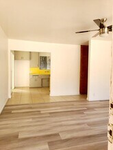 324 E Graves Ave in Monterey Park, CA - Building Photo - Building Photo