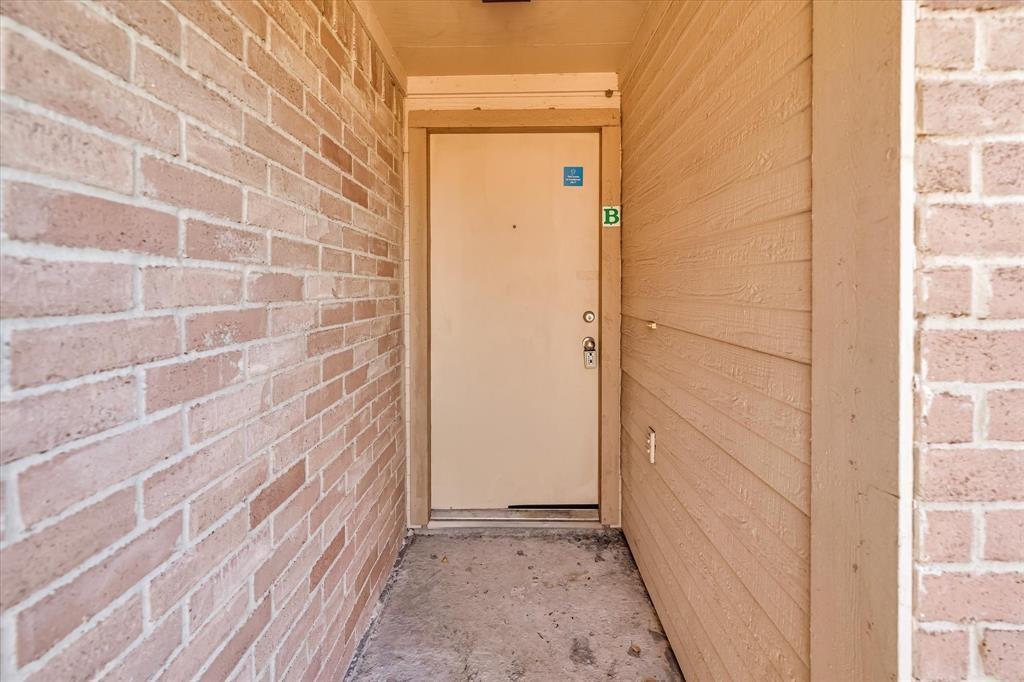 1911 Country Village Blvd in Humble, TX - Building Photo