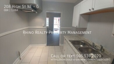 208 High St NE in Albuquerque, NM - Foto de edificio - Building Photo