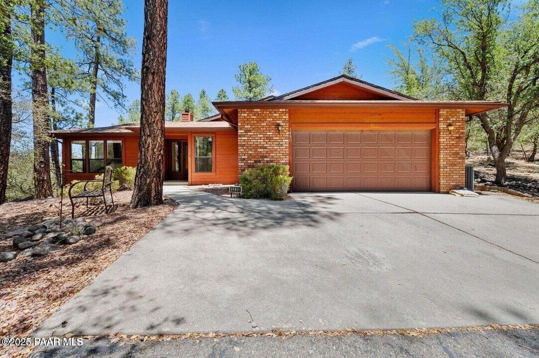 1480 Cougar Trail in Prescott, AZ - Building Photo