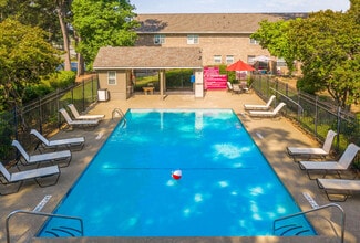 The Grove at Six Hundred Apartment Homes in Rome, GA - Foto de edificio - Building Photo