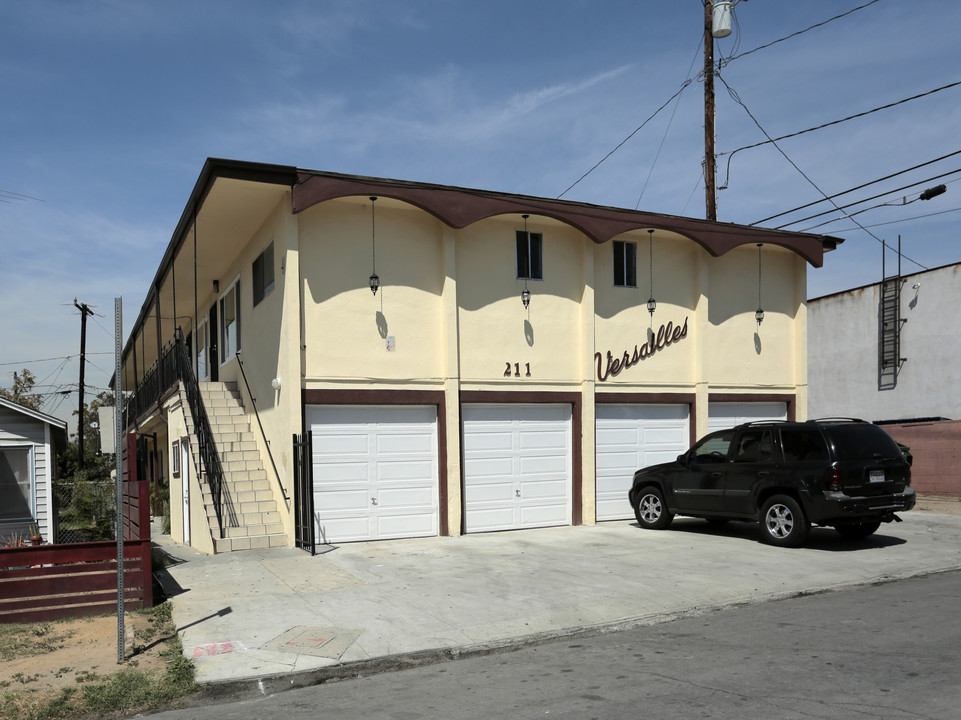 Versailles in Long Beach, CA - Building Photo