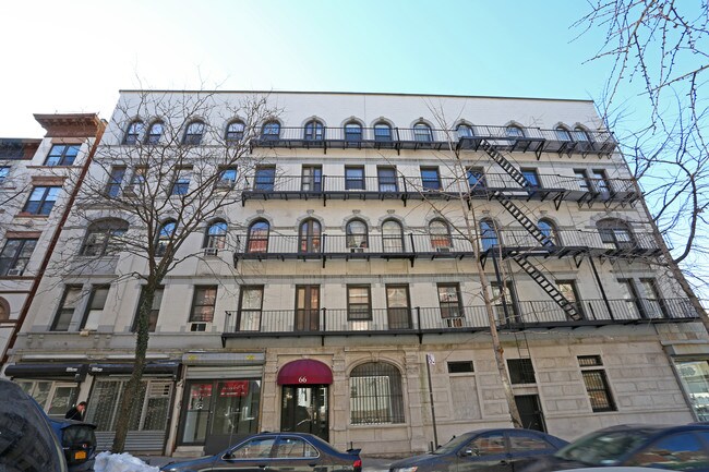 66-70 W 84th St in New York, NY - Building Photo - Building Photo