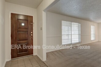 641 Richfield Dr in San Antonio, TX - Building Photo - Building Photo