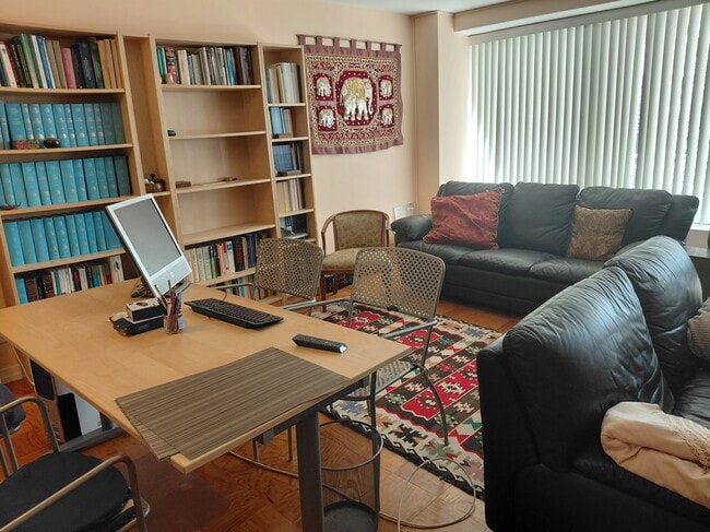 1435 4th St SW, Unit B 306 in Washington, DC - Building Photo - Building Photo