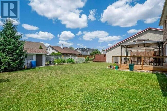 2 Forfar Ct in Kitchener, ON - Building Photo - Building Photo