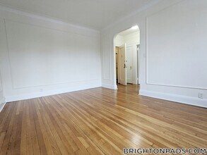100 Kilsyth Rd in Boston, MA - Building Photo - Building Photo