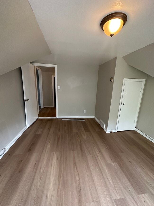 1185 E 123rd St, Unit 3 in Cleveland, OH - Building Photo - Building Photo