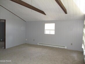 108 Quail Ct in Dingmans Ferry, PA - Building Photo - Building Photo