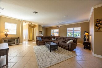 12099 Lucca St in Ft. Myers, FL - Building Photo - Building Photo