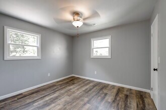 2611 Andrews St, Unit 101 in Chattanooga, TN - Building Photo - Building Photo