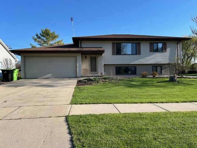 property at W5694 Guindon Blvd