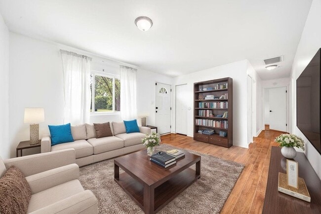 289 Boston St N in Chicago Heights, IL - Building Photo - Building Photo