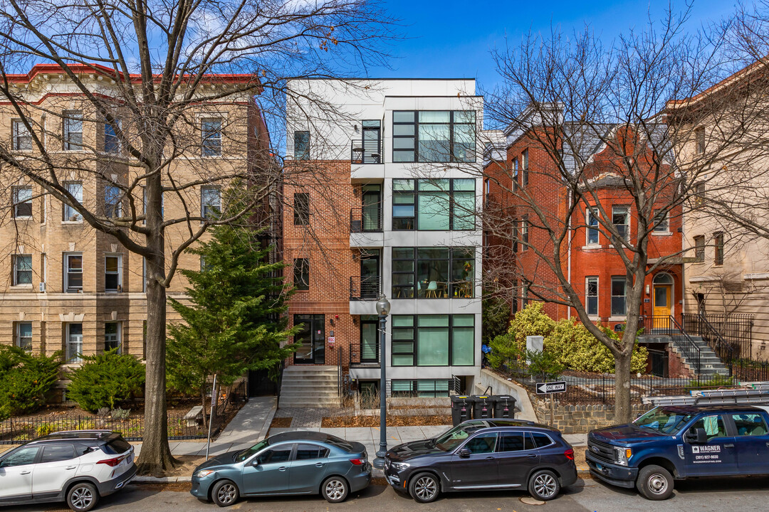 1795-1799 NW Lanier Pl in Washington, DC - Foto de edificio