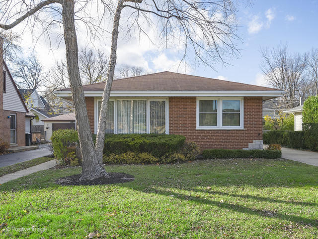 124 Harlem Ave in Glenview, IL - Building Photo