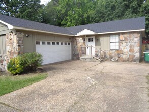3402 Lehigh Dr in Little Rock, AR - Building Photo - Building Photo