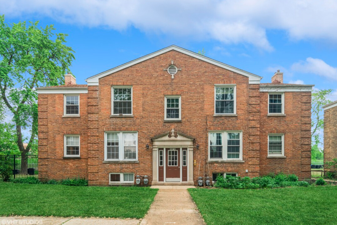 4258 W Nelson St in Chicago, IL - Building Photo