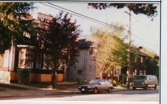 2302-2310 Dwight Way in Berkeley, CA - Building Photo