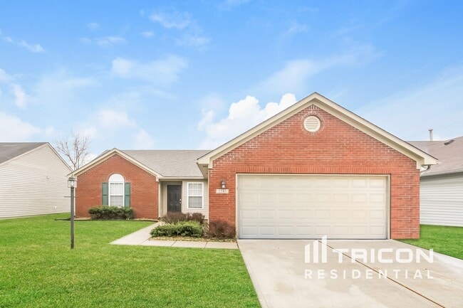 property at 2245 Lakecrest Dr