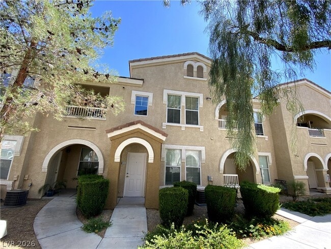 10001 Peace Way in Las Vegas, NV - Foto de edificio - Building Photo