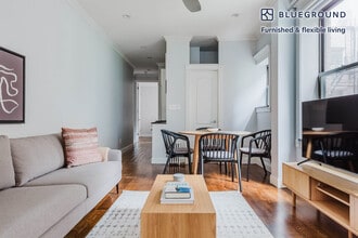 290 W 12th St in New York, NY - Foto de edificio - Building Photo