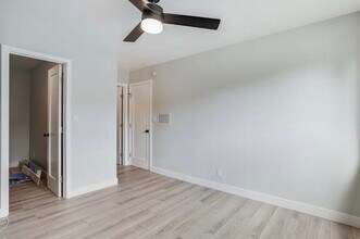 4361 Berryman Ave, Unit 10 in Los Angeles, CA - Building Photo - Building Photo