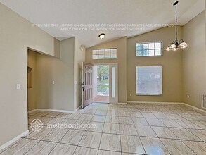 106 Quiet Oak Ct in Davenport, FL - Foto de edificio - Building Photo