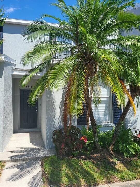 6248 Osprey Lake Cir in Riverview, FL - Building Photo