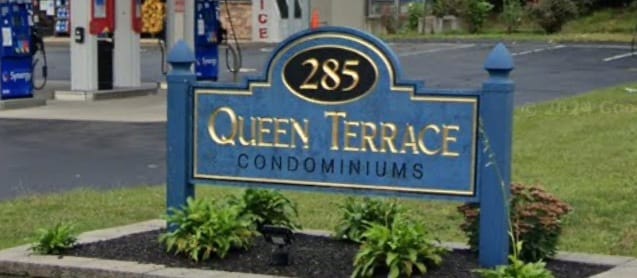 285 Queen Terrace