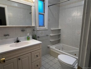 5-16 Woodward Ave in Queens, NY - Building Photo - Building Photo