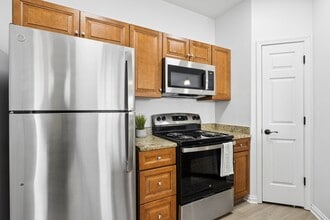 Fieldstone* in Beavercreek, OH - Foto de edificio - Building Photo