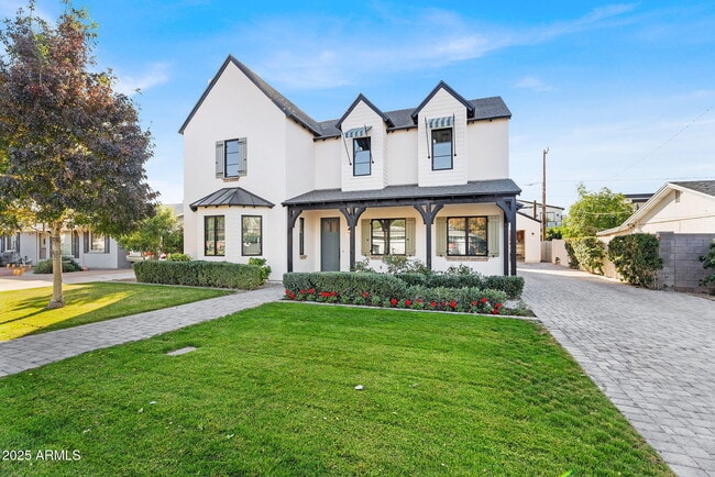 property at 4901 E Amelia Ave