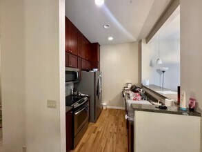 Modern Comfort Meets Prime Convenience in in Redmond, WA - Building Photo - Building Photo