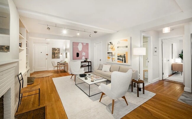 66 W 12th St in New York, NY - Building Photo - Building Photo