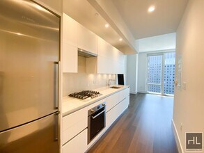 East 44th Street & Third Avenue - Midtown  in New York, NY - Building Photo - Building Photo