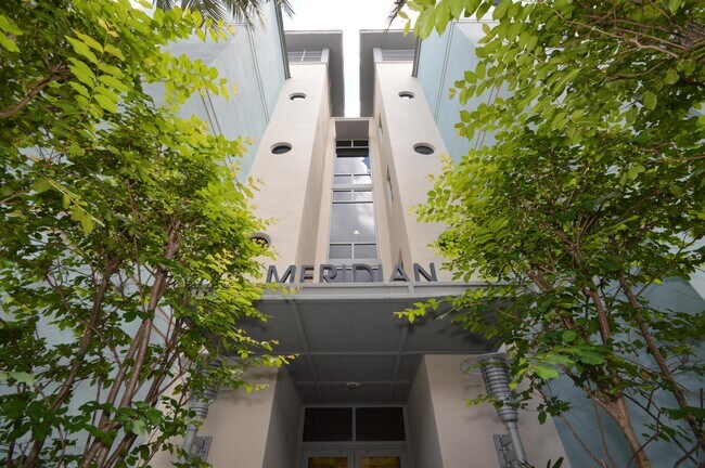 335 SE 6th Ave in Delray Beach, FL - Building Photo - Building Photo