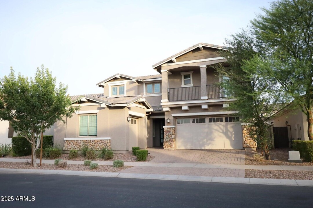 10137 E Palladium Dr in Mesa, AZ - Building Photo