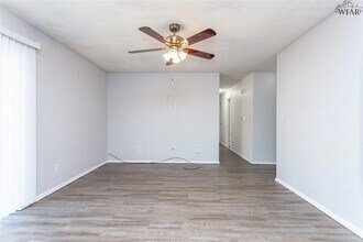 5238 Kingston Dr in Wichita Falls, TX - Building Photo - Building Photo