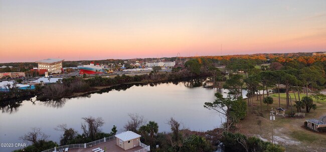 9860 S Thomas Dr photo'