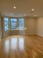 54 Waverly St, Unit 1 in Boston, MA - Building Photo - Building Photo