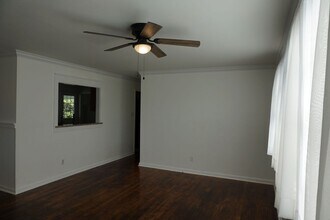 407 Seminole Trail in Jacksonville, NC - Building Photo - Building Photo