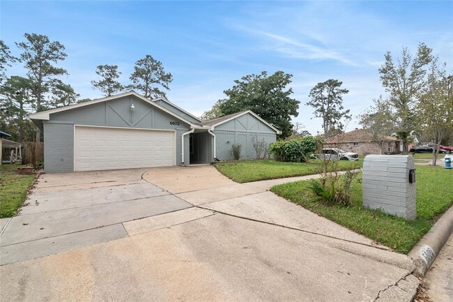 6602 Lynngate Dr in Spring, TX - Building Photo - Building Photo