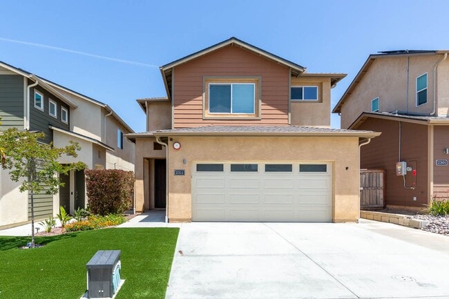 property at 2311 Mallard Ct