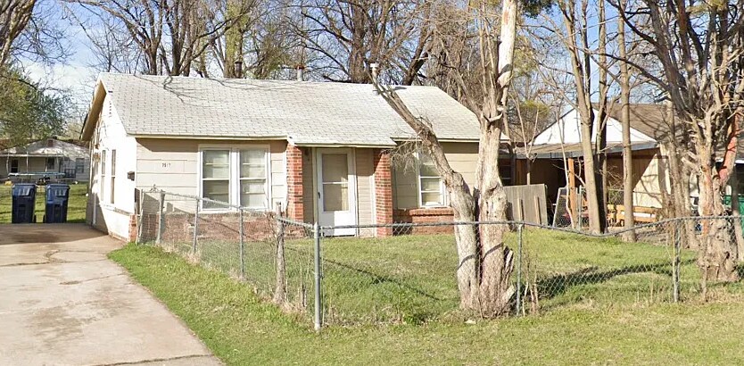 2517 SW 42nd St in Oklahoma City, OK - Building Photo