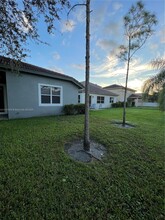 14911 SW 52nd St in Miramar, FL - Building Photo - Building Photo