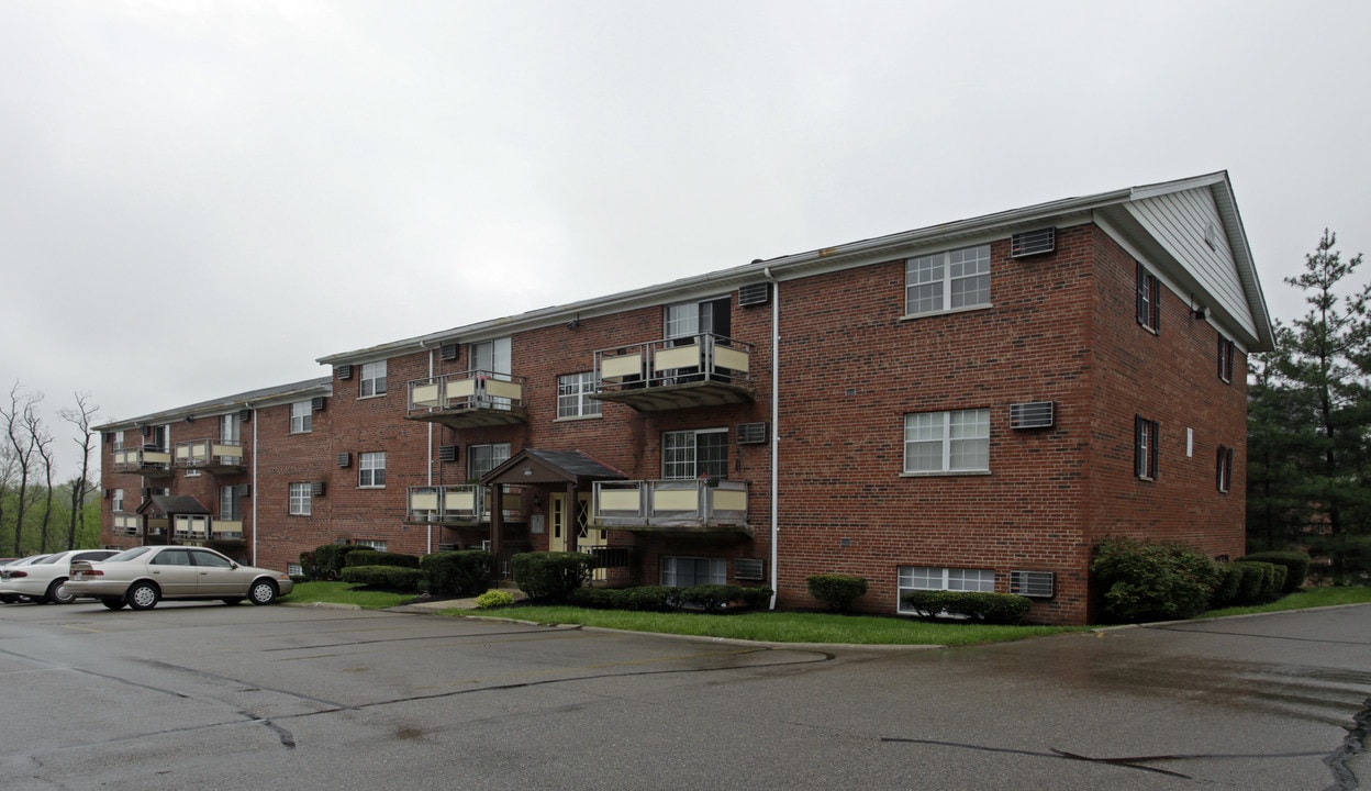 Oaks Apartments in Cincinnati, OH - Foto de edificio