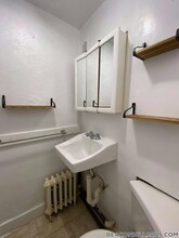 90 Myrtle St in Boston, MA - Building Photo - Building Photo